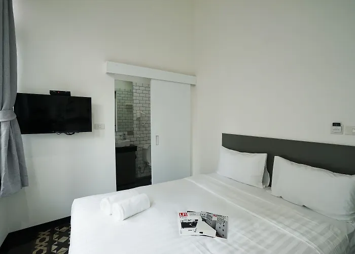 Hotel Cacha Heritage - Chinatown & Old Town Near Mrt Sam Yot 3*