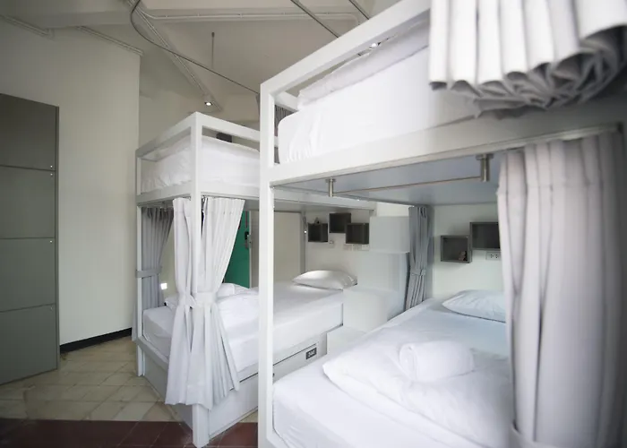 Hotel Cacha Heritage - Chinatown & Old Town Near Mrt Sam Yot