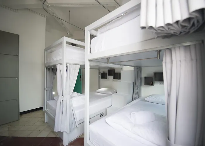 Cacha Heritage - Chinatown & Old Town Near Mrt Sam Yot 3*