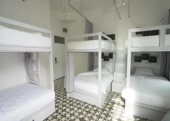 Cacha Heritage - Chinatown & Old Town Near Mrt Sam Yot Hotel 3*